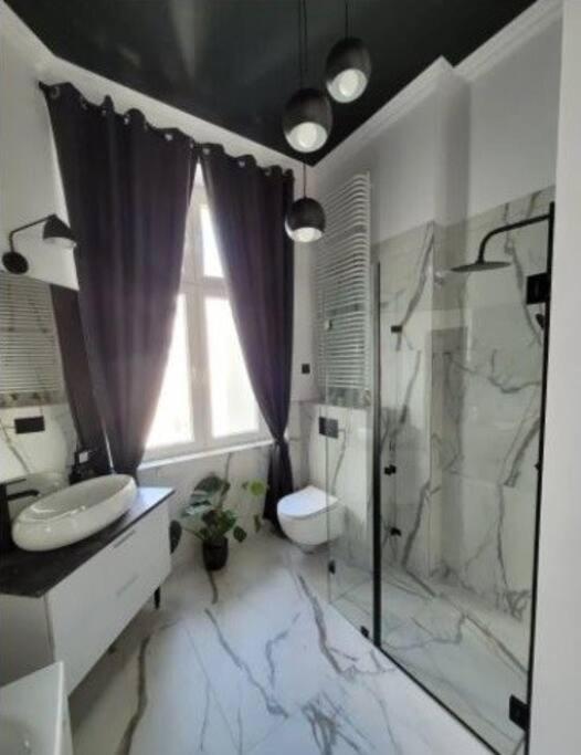 Nettuno Dowborczykow Apartment *
