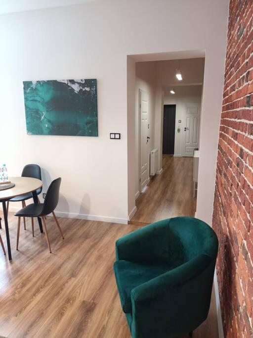 Nettuno Dowborczykow Apartment *
